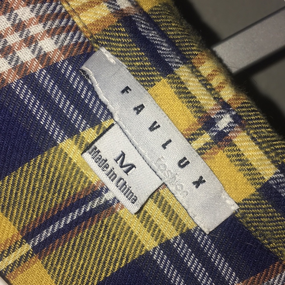 Cropped Flannel - Picture 4 of 4